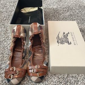 Burberry Ballerina shoes
